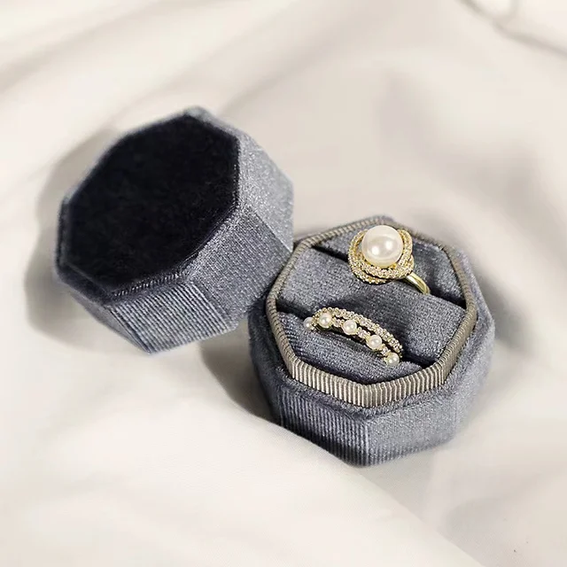 Velvet Double Ring Box