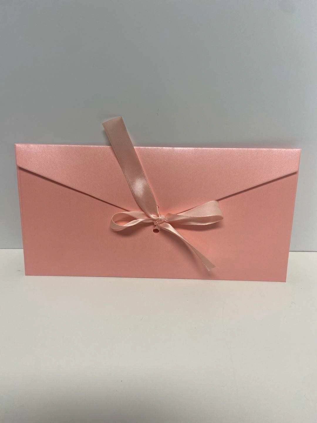 Ribbon Envelope