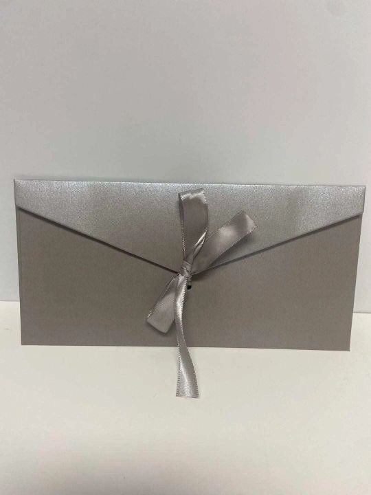 Ribbon Envelope