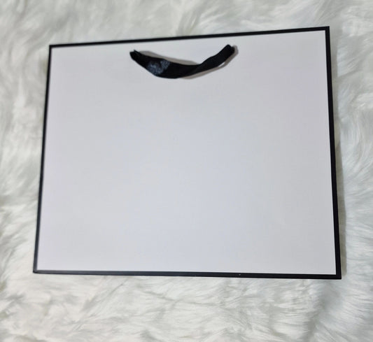 White & Black Gift Bag